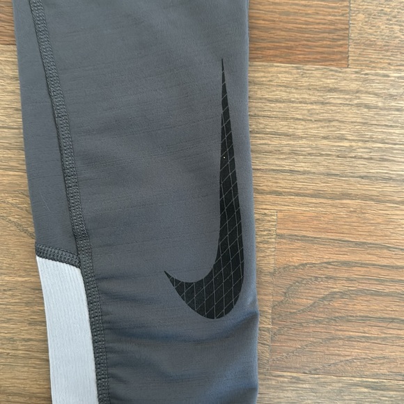 Boys Nike Pro Tights - Picture 3 of 3